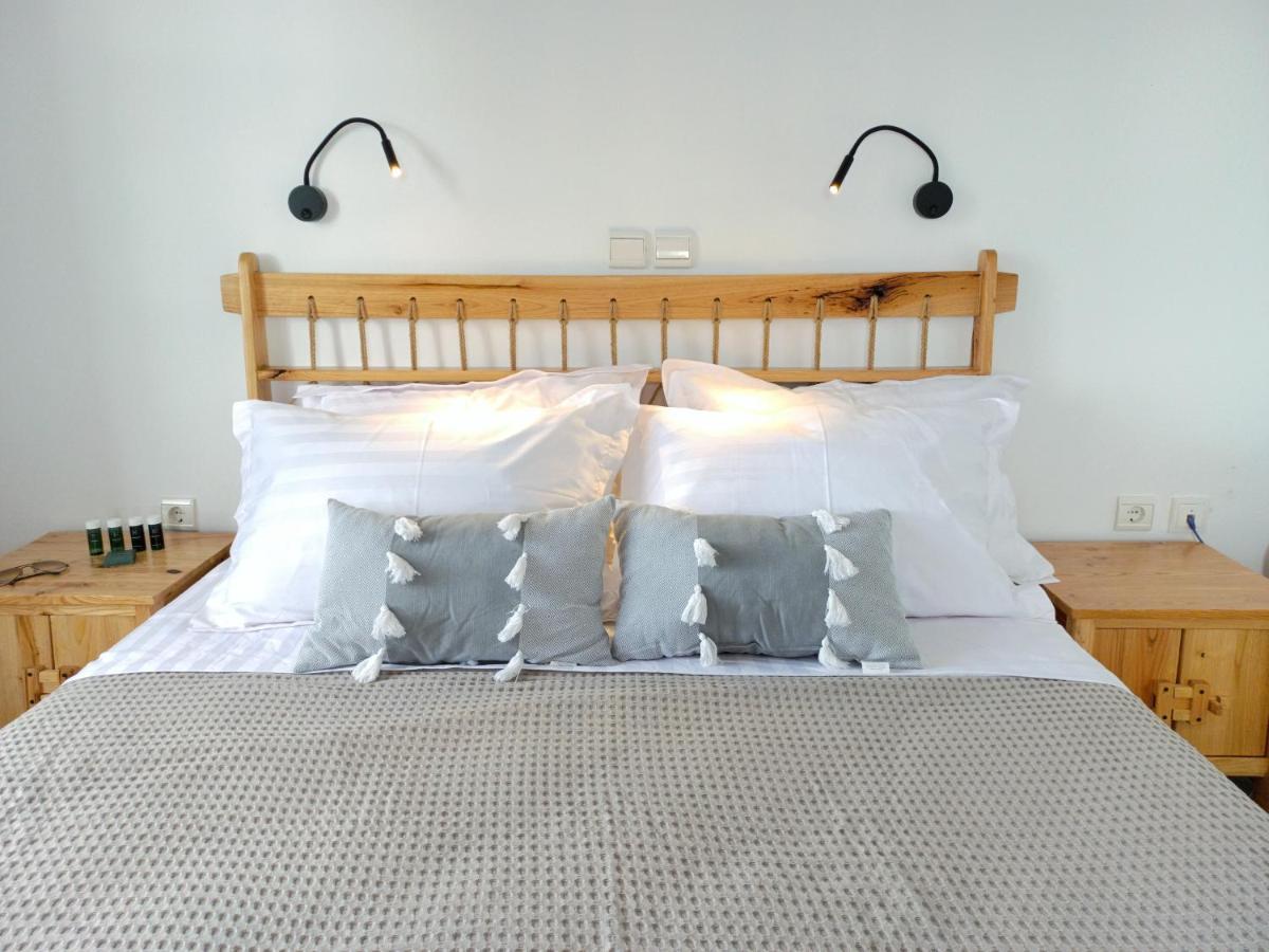 Sea Lilies Suites Pláka Extérieur photo