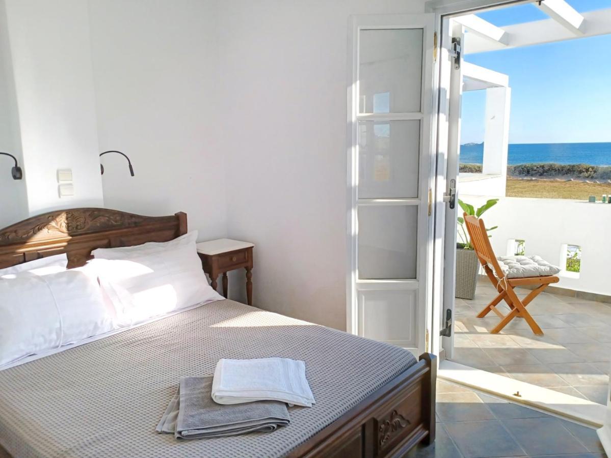 Sea Lilies Suites Pláka Extérieur photo