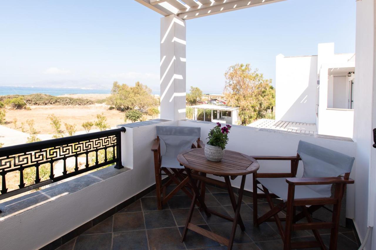 Sea Lilies Suites Pláka Extérieur photo