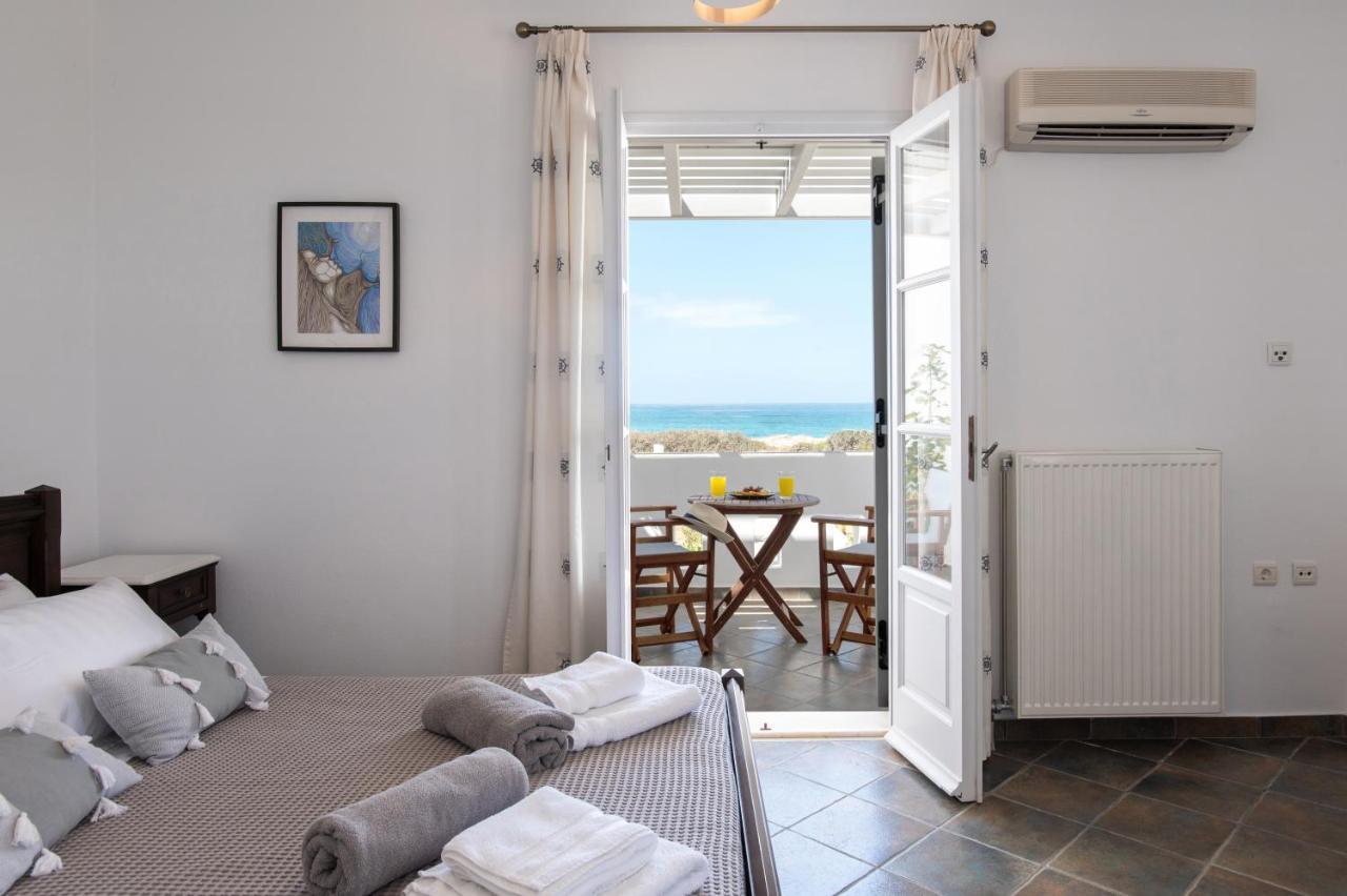Sea Lilies Suites Pláka Extérieur photo