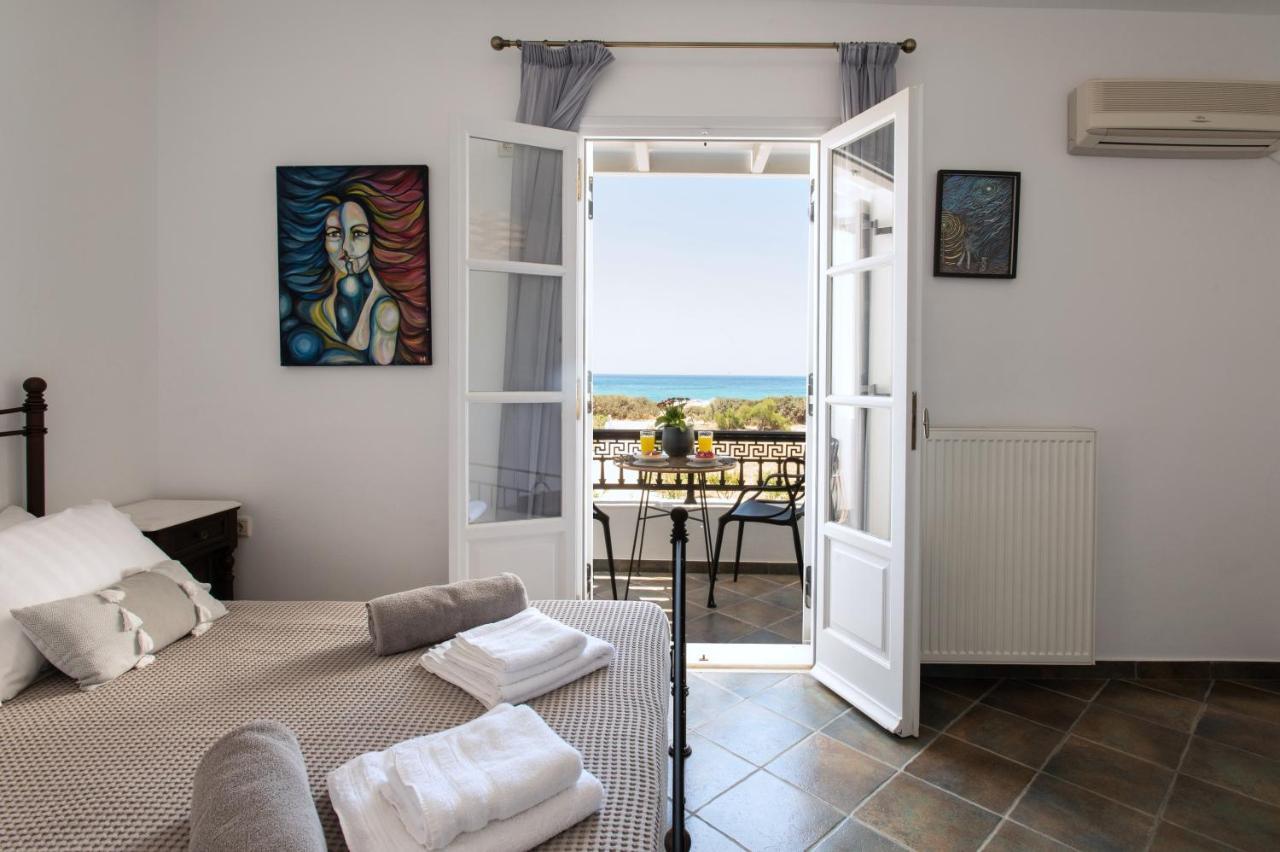 Sea Lilies Suites Pláka Extérieur photo