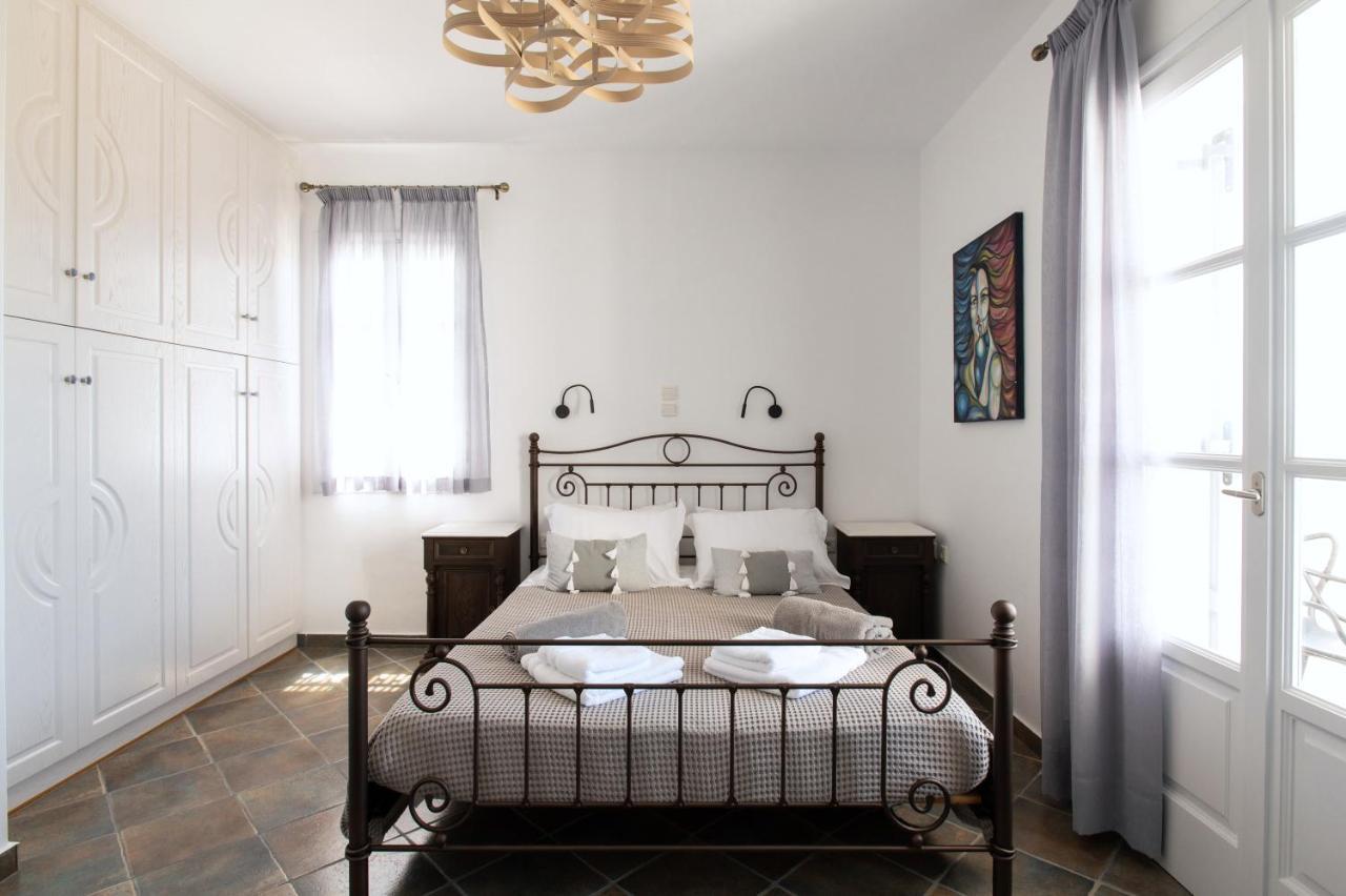 Sea Lilies Suites Pláka Extérieur photo